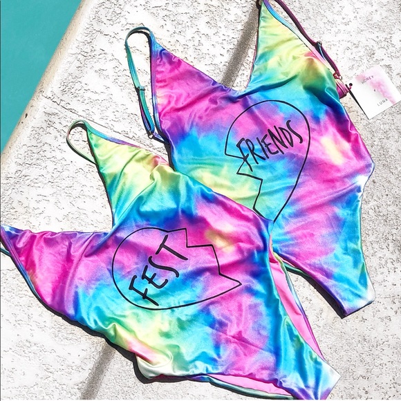 matching bathing suits for best friends